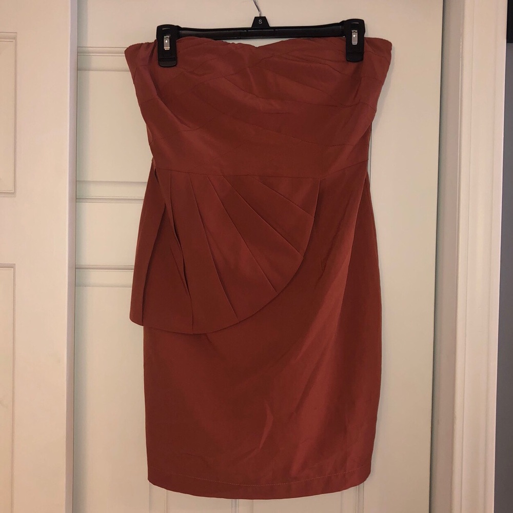 𝐒𝐓𝐑𝐀𝐏𝐋𝐄𝐒𝐒 𝐃𝐑𝐄𝐒𝐒 - Picture 2 of 4